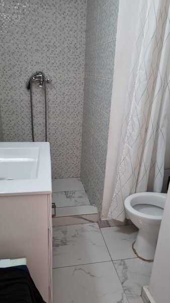 Piata Muncii, Bd Basarabia stradal